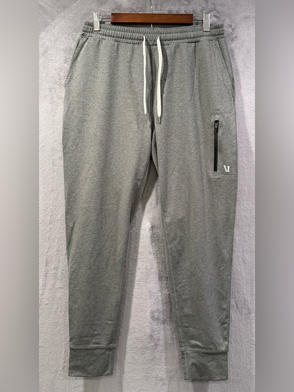 Vuori Sunday Jogger Pants Mens Medium Green Heather Performance Zip Pocket V416